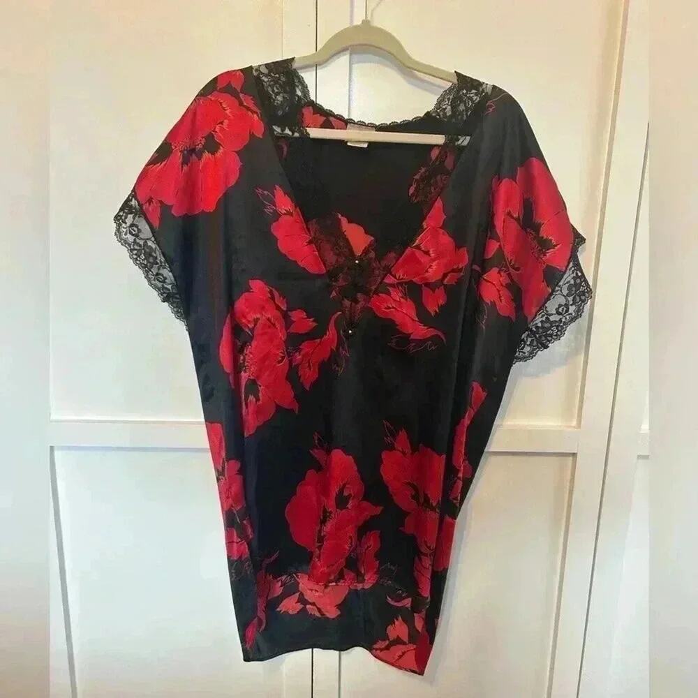 MARA Intimates Silky Slip One Size